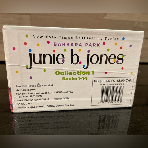 BNWT Junie B. Jones 1st Collection Book Plus Extra Puzzle Book Set NEVER OPENED - Picture 5 of 7